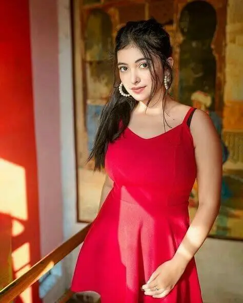Riya – Santacruz Escort