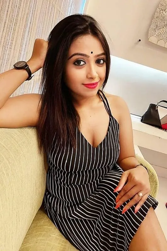 Mitali – High Class Escort Santacruz